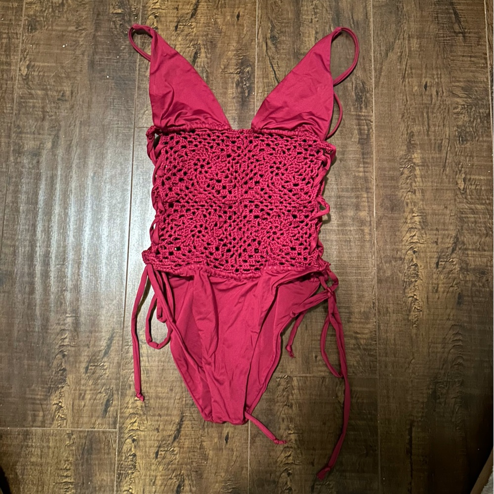 Frankie’s bikinis crochet one piece